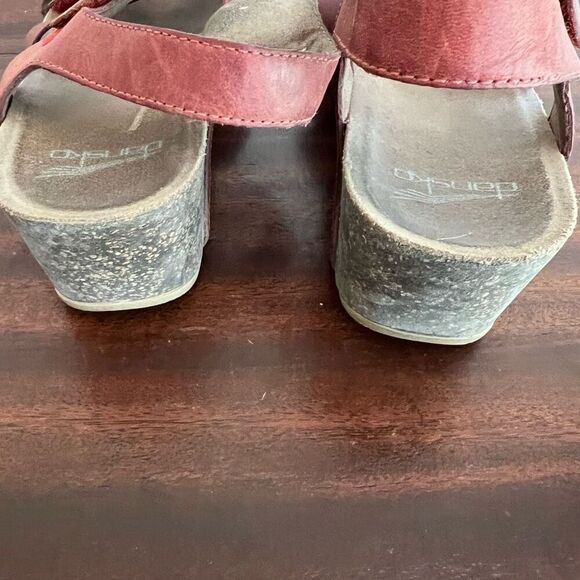 Dansko Savannah Cork Wedge Sandals. Size 40 (9.5/10). Good Condition. - Picture 8 of 12